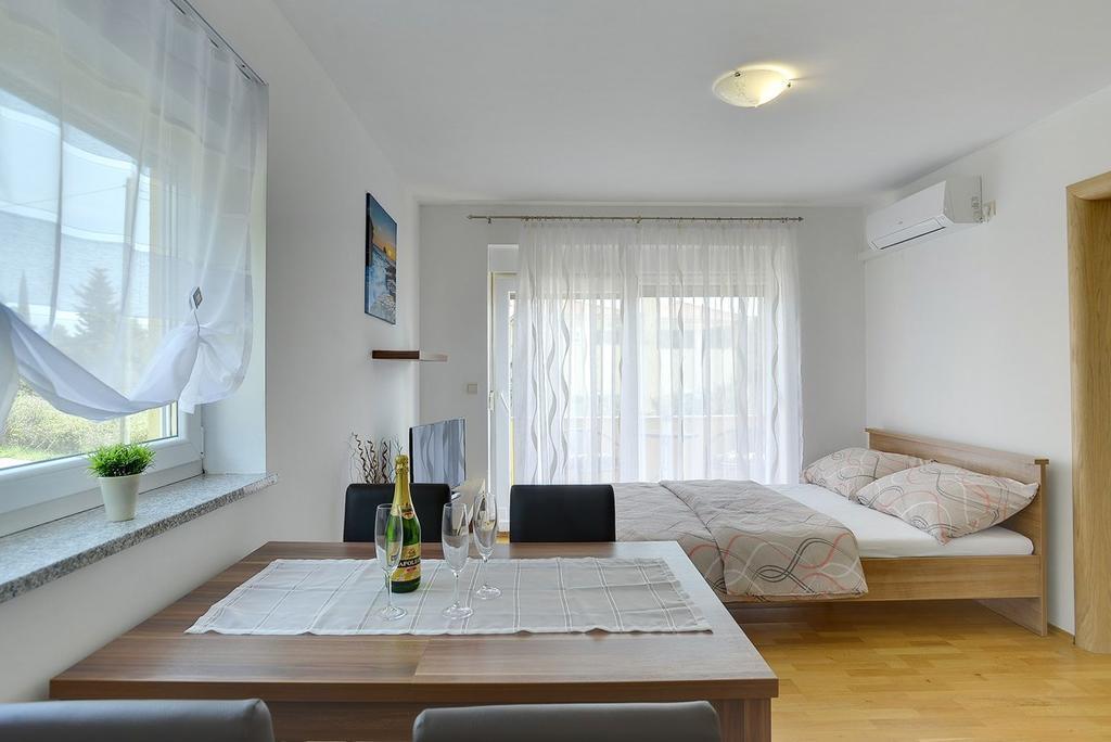 Apartments Kralj Μεντουλίν Εξωτερικό φωτογραφία
